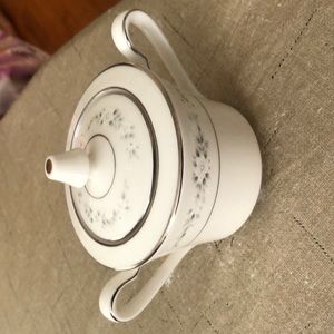 Noritake Ivory China Sugar HEATHER Pattern